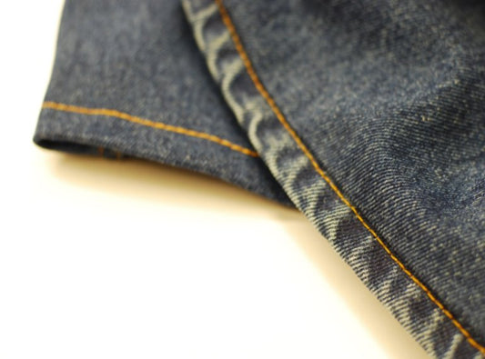 Sådan fælder du jeans