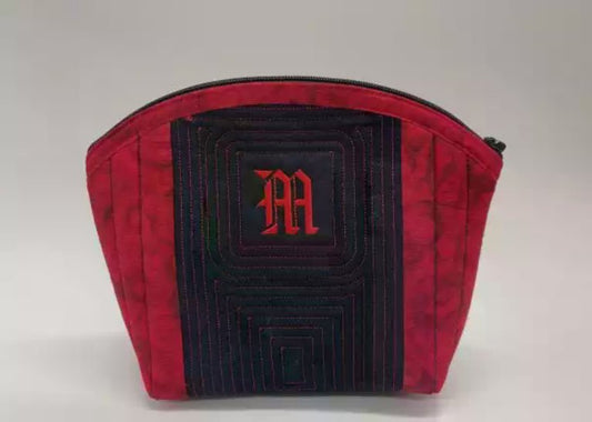 Bolsa pequeña con monograma